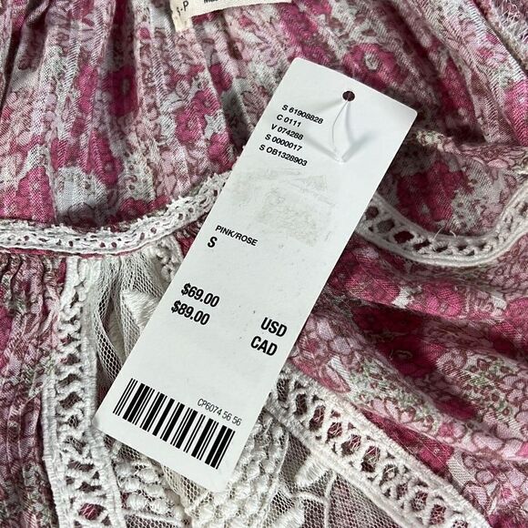 Urban Outfitters Women's Floral Blouse Mesh Sleeve Top Pleated Pink Rose Small - Picture 5 of 13